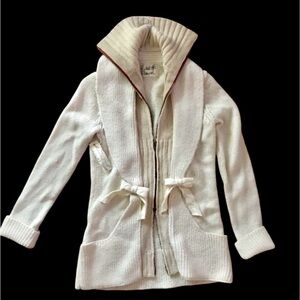 Field Flower zip front sweater jacket w/bows